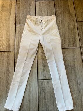 Dead Sexy White Straight-Leg Pants